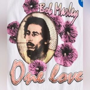 NWOT Unisex Bob Marley One Love White Short Sleeve are Shirt - Size Medium